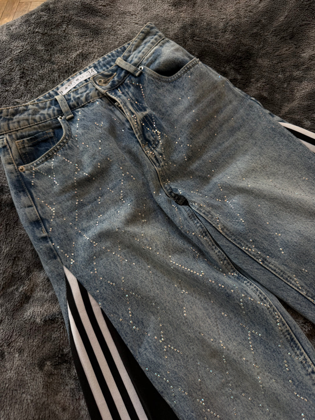 Blue Denim Rhinestone Jeans – XS/XXS | Wide Leg | 3 Stripes Streetwear