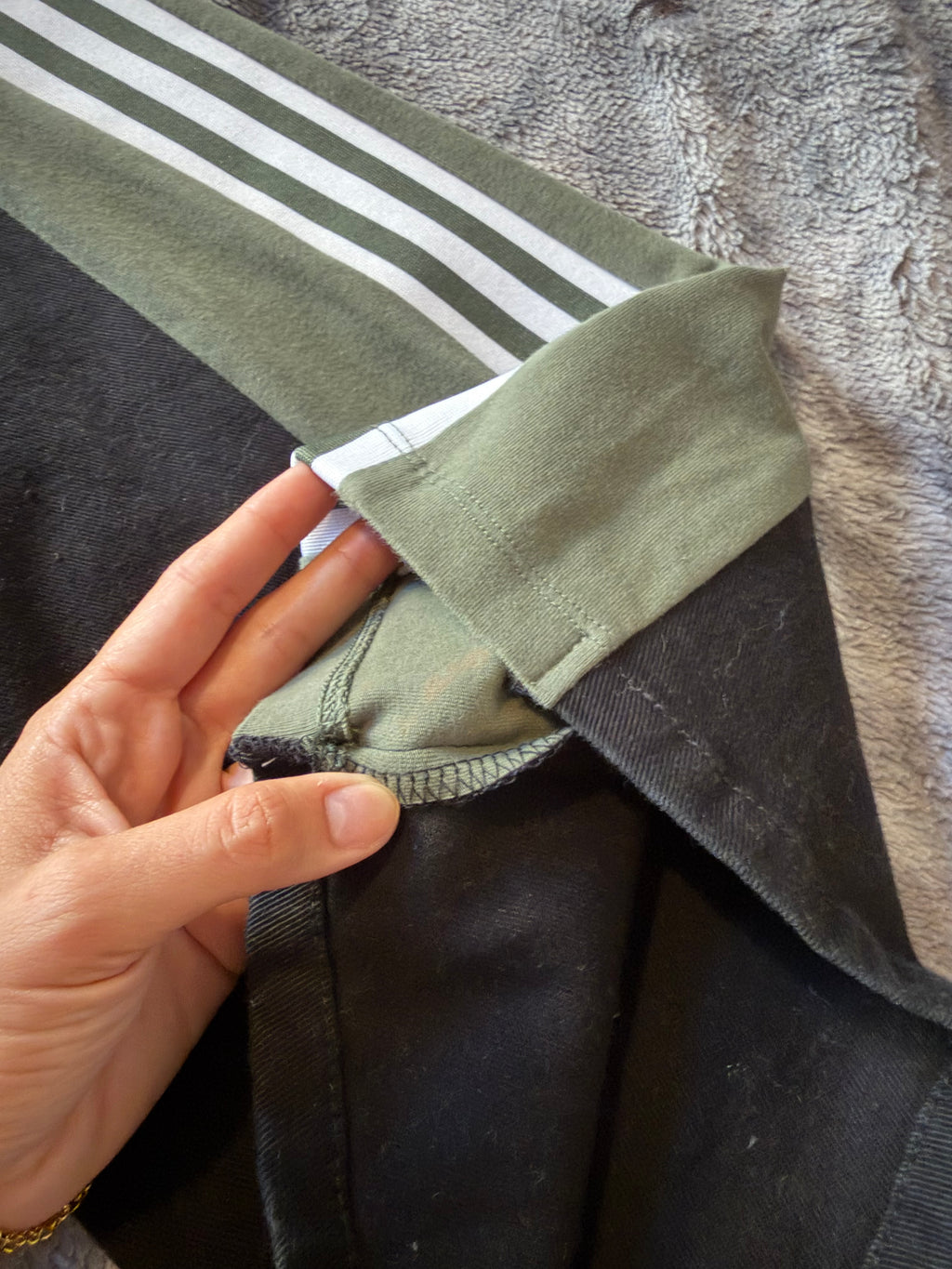 Black 3-Stripe Baggy Flared Pants – Green Stripes – Wide Leg – Size M