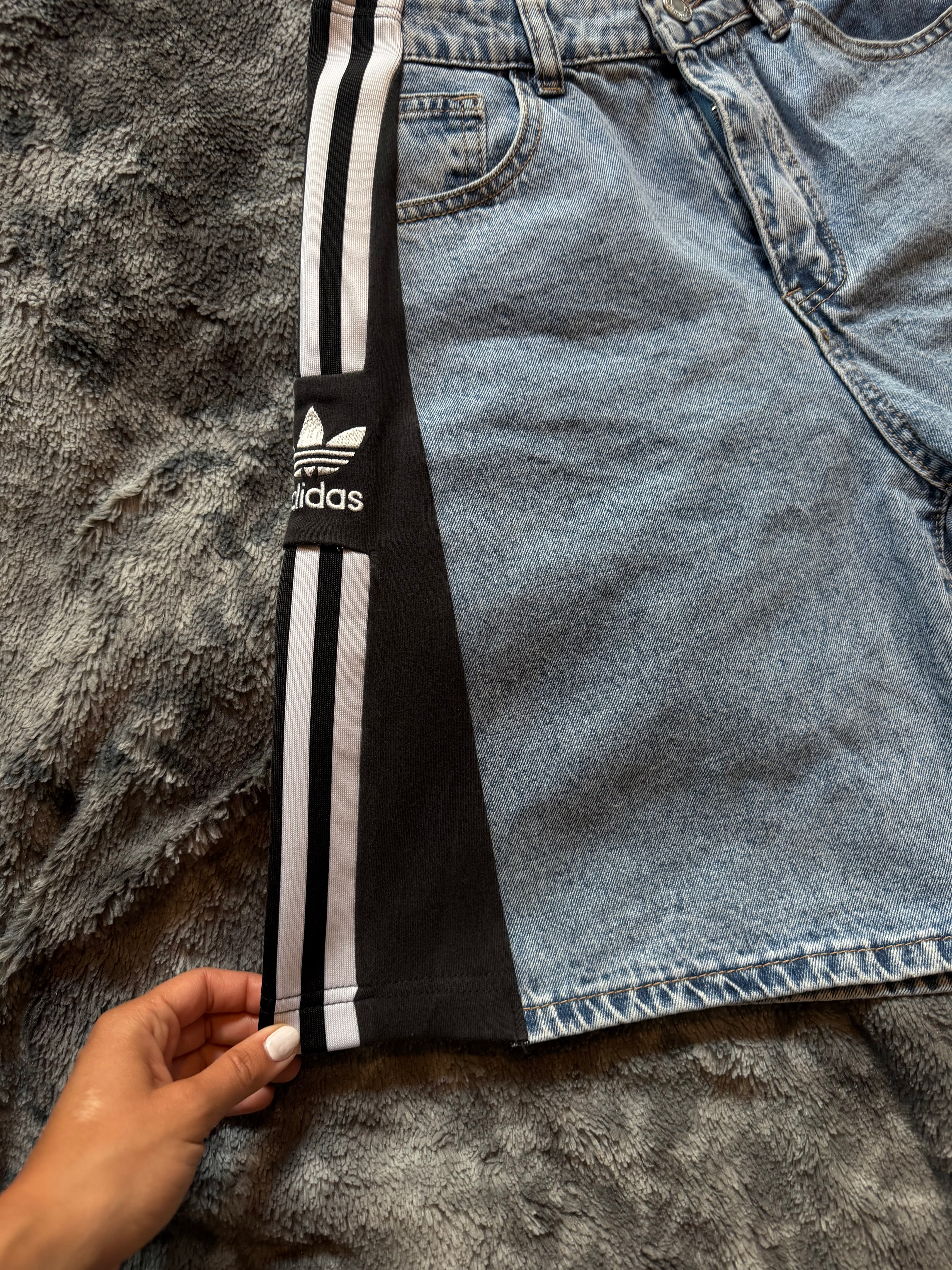 Custom Denim Shorts – One of a Kind – Size XS/S