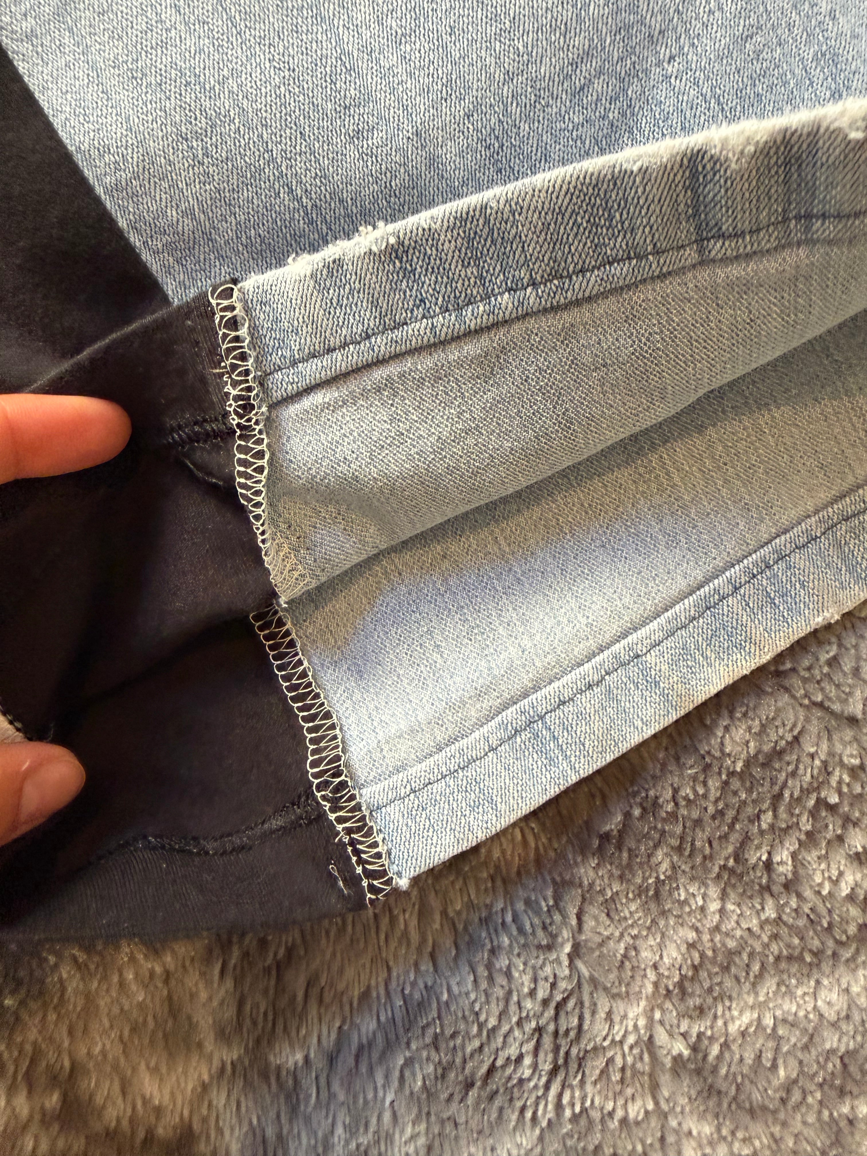 Light Blue Denim 3-Stripe Oversized Jeans – Wide Leg – Size L/M