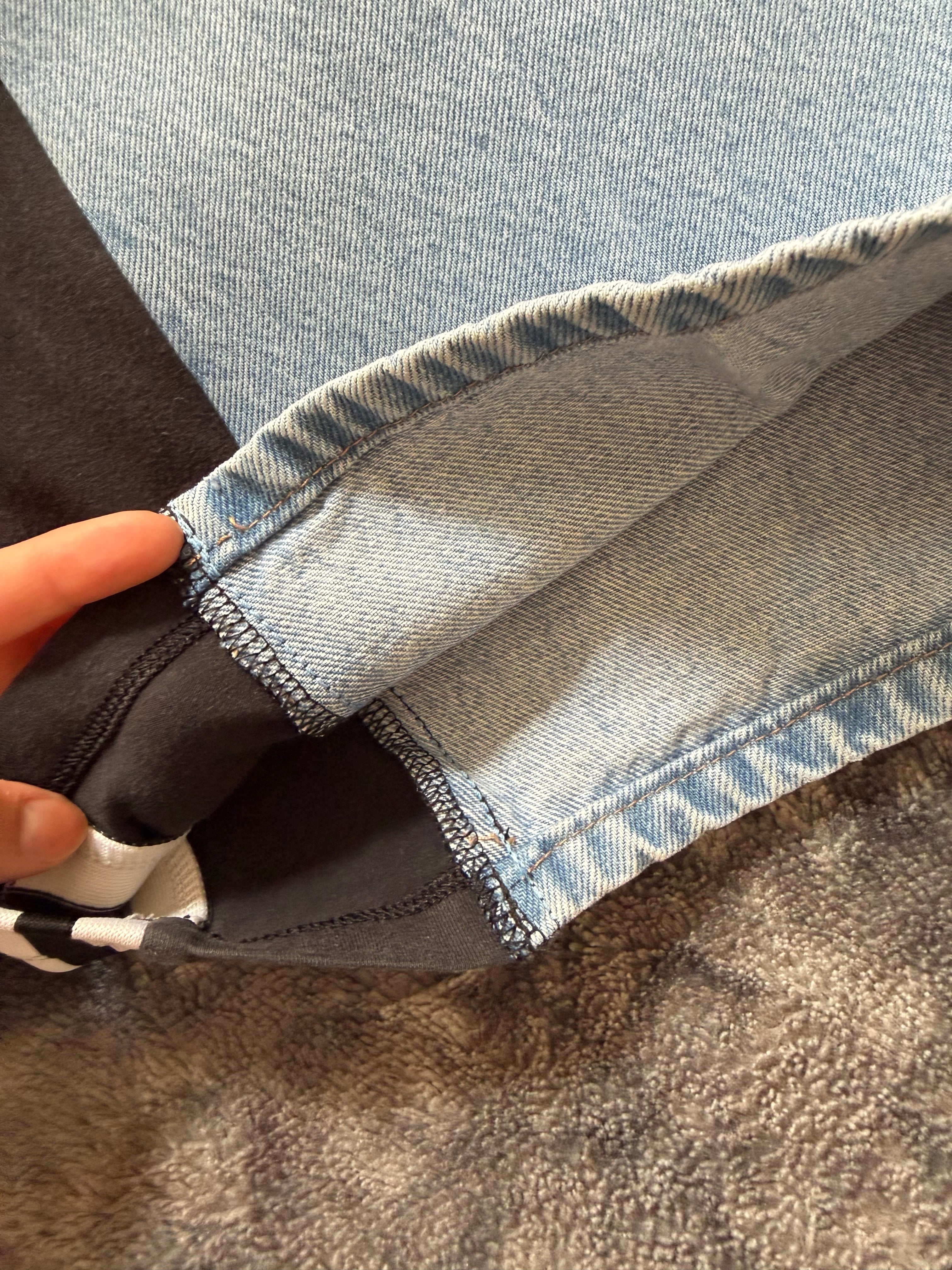 🖤 Custom Three-Stripes Jeans – One of a Kind – Size M/L