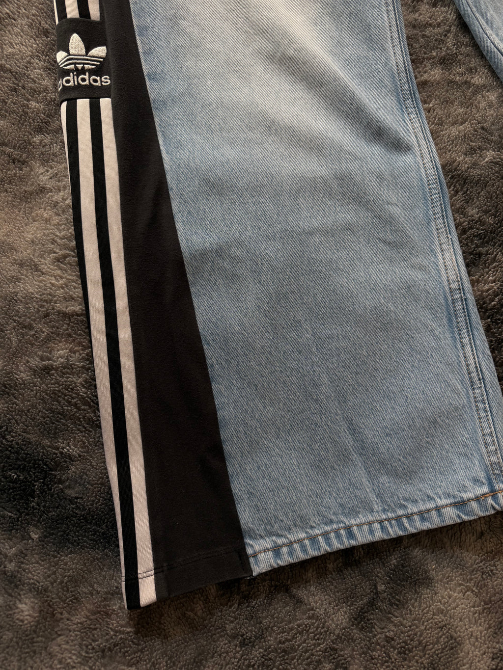 🖤 Custom Three-Stripes Jeans – One of a Kind – Size M/L