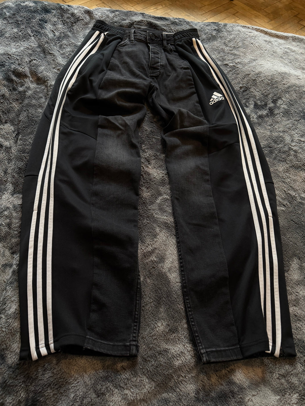 baggy jeans custom pants three stripes