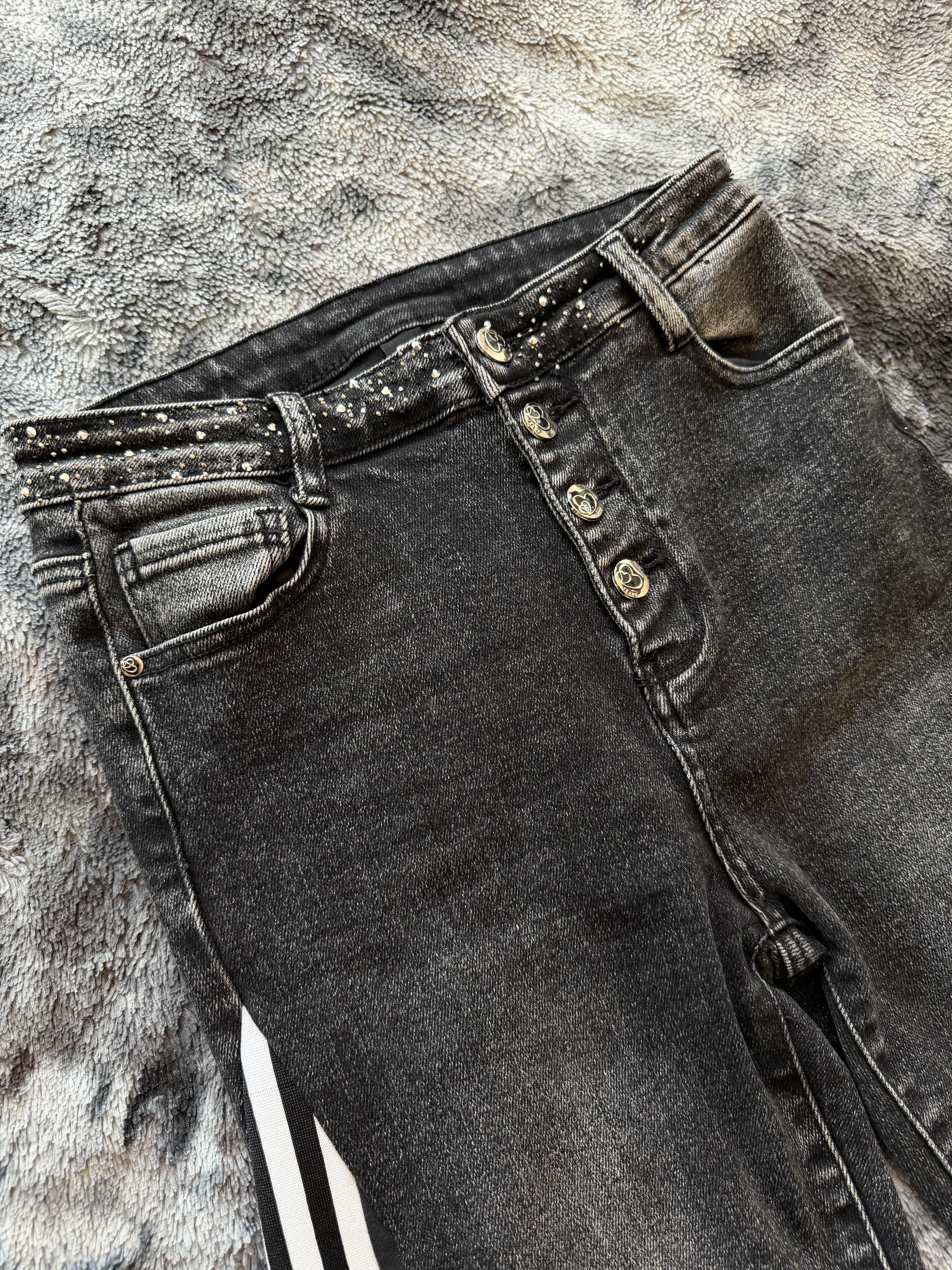 Dark Grey Push-Up Jeans with Rhinestones – S/XS | Wide Leg | 3 Stripes