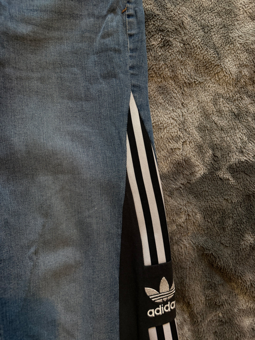 Custom Adidas Flared Jeans – Push Up Fit – Size 34/36