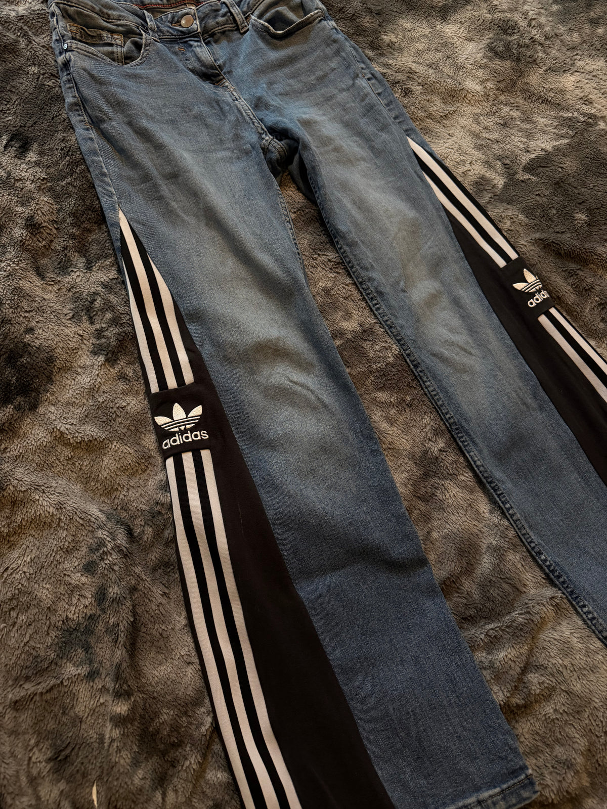 Custom Adidas Flared Jeans – Push Up Fit – Size 34/36