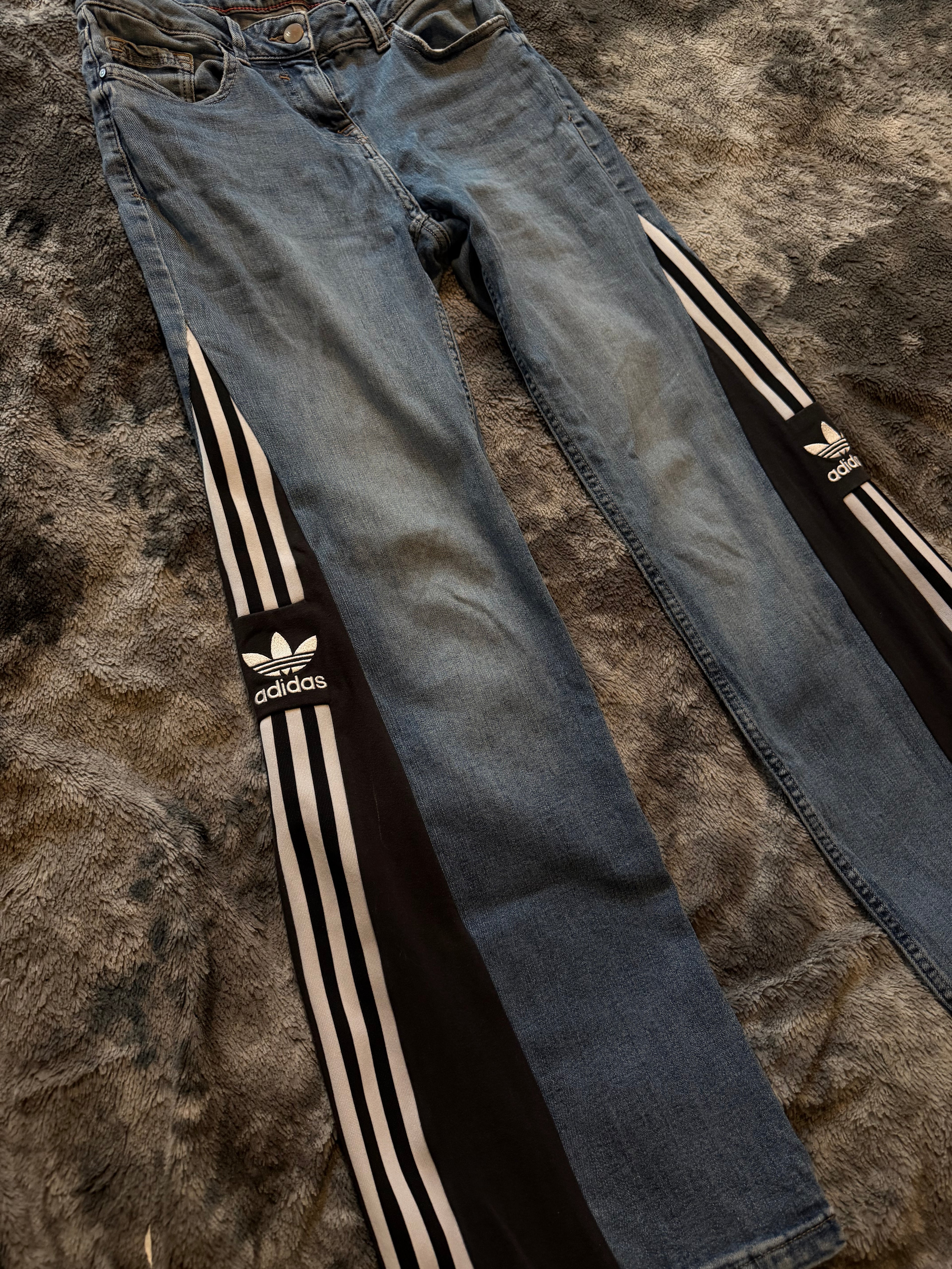 Custom Adidas Flared Jeans – Push Up Fit – Size 34/36