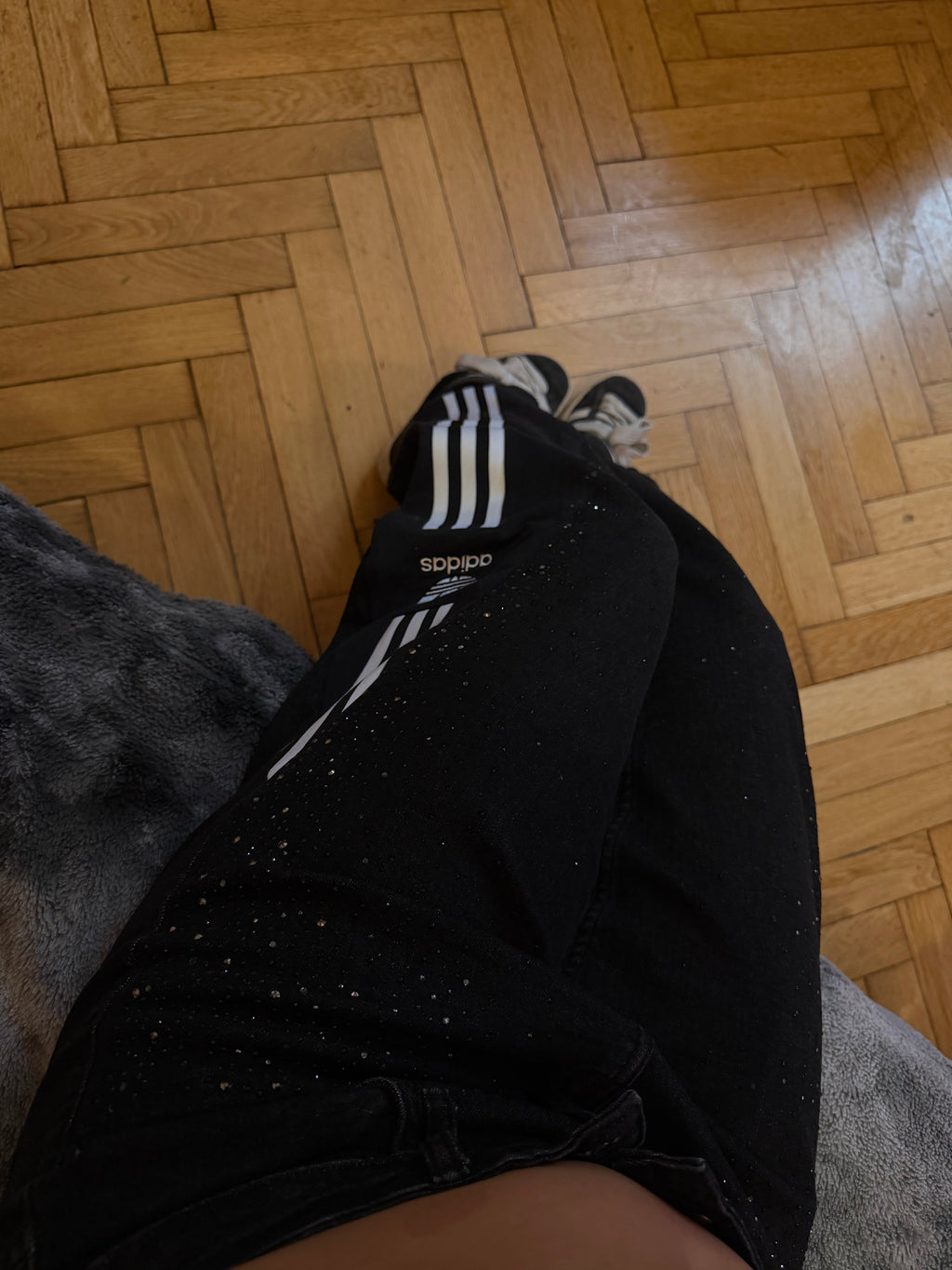 Black Diamond Three Stripes Baggy Pants – Size S/M 💎🖤