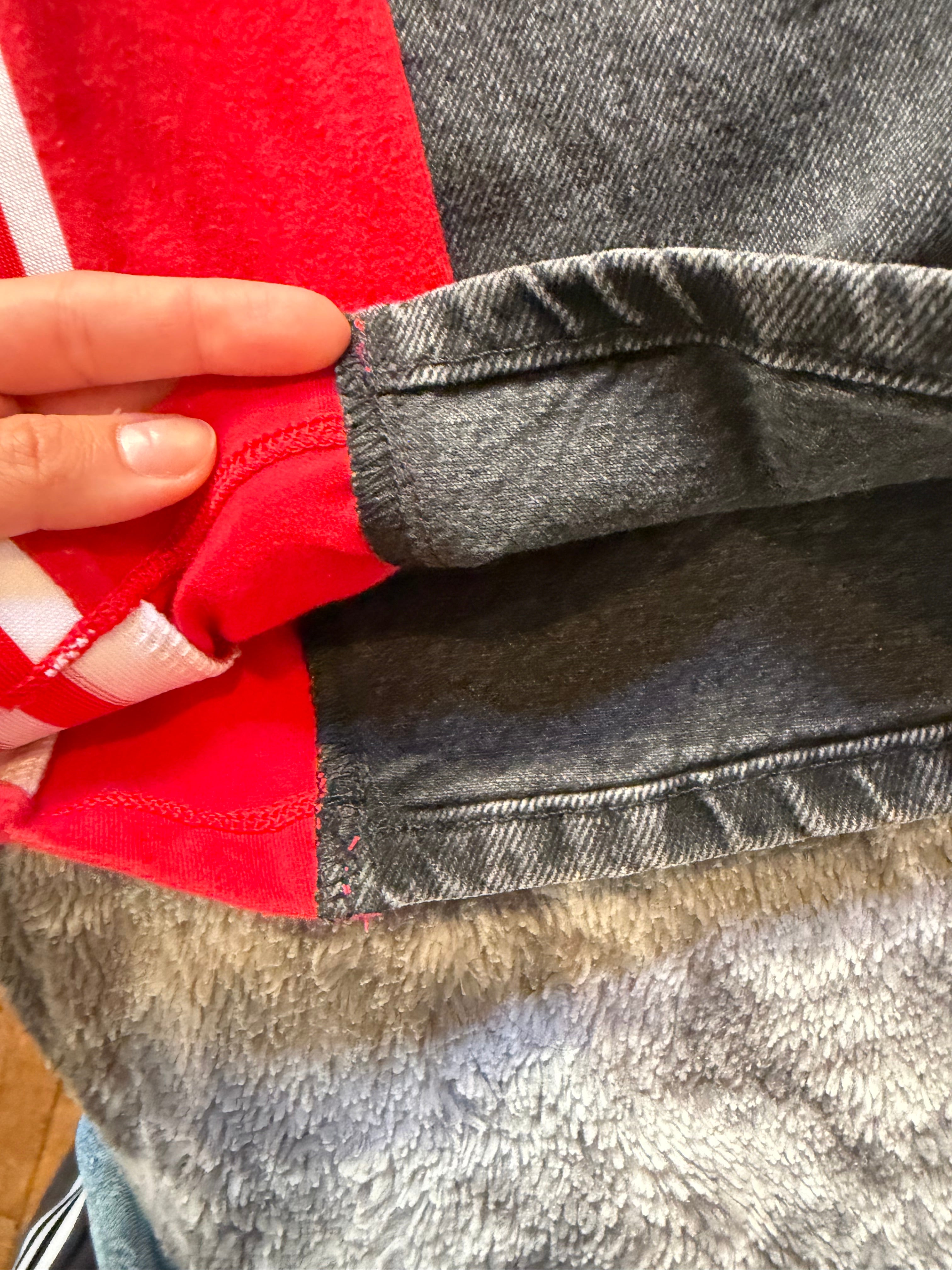 Black 3-Stripe Baggy Flared Pants – Red Stripes – Oversized – Size L