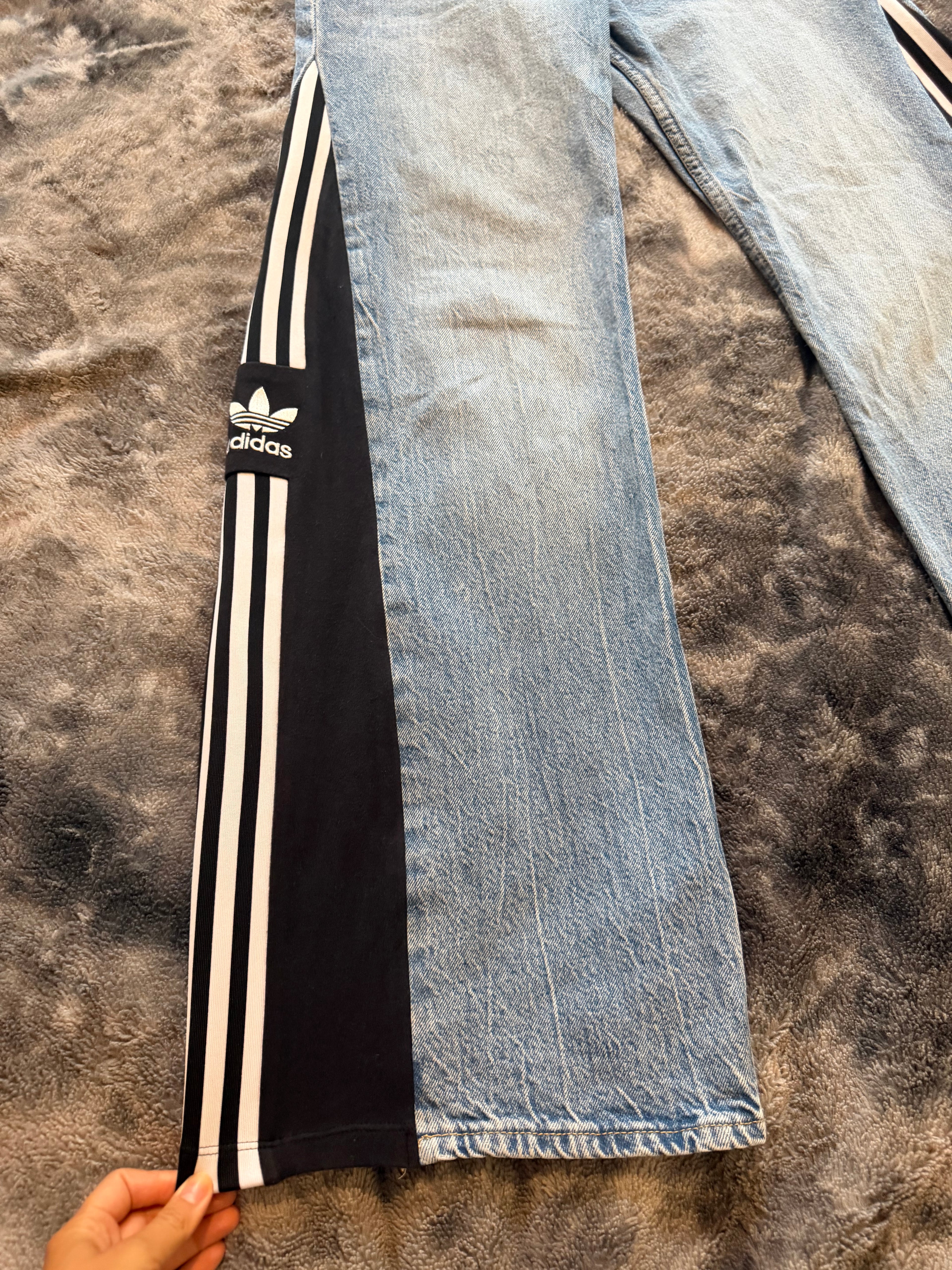 💙 Custom Flared Jeans with Three Stripes – One of a Kind – Size XS/S