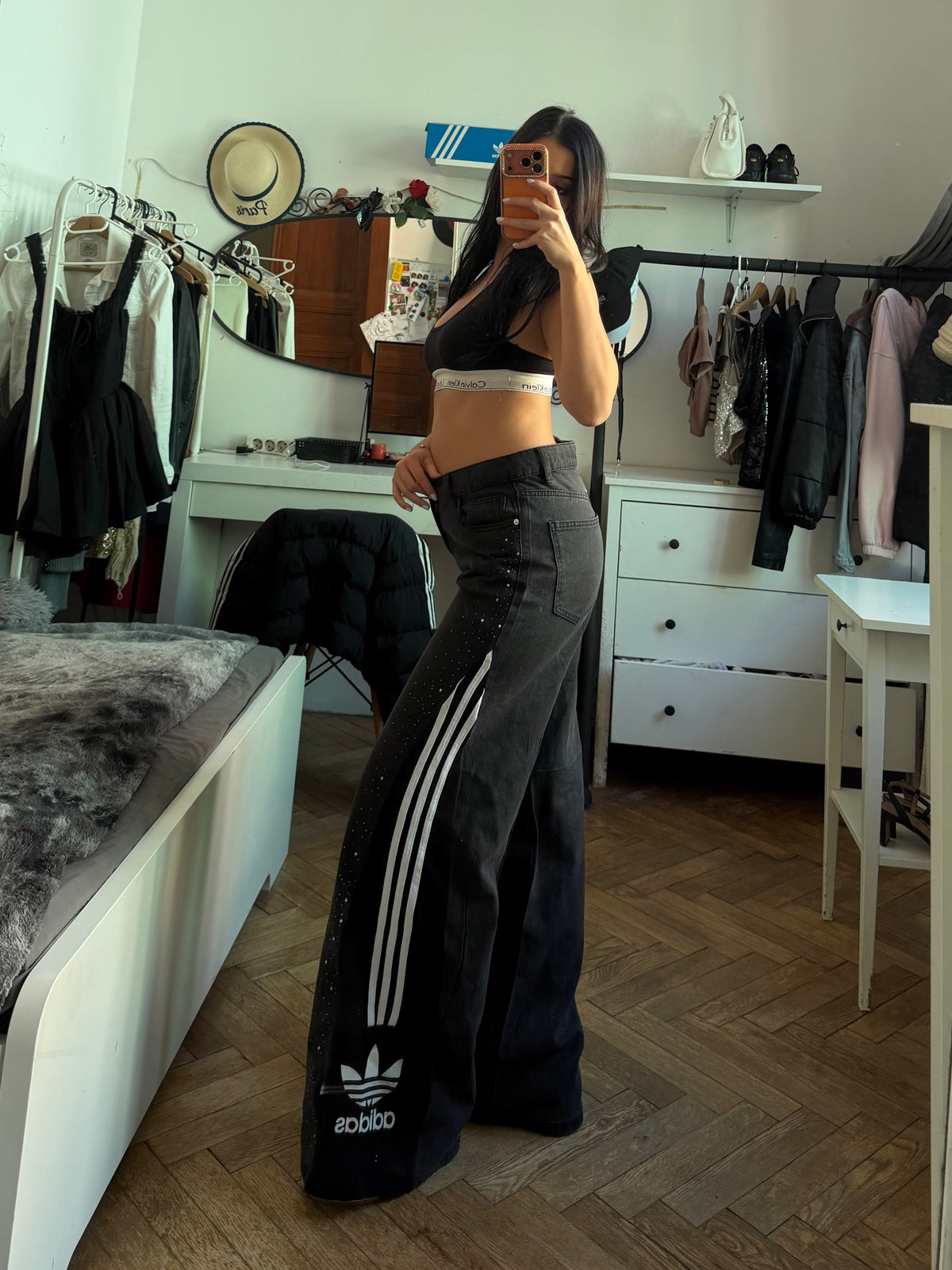 Dark Grey 3-Stripes Diamond Wide Leg Pants – M 🩶💎