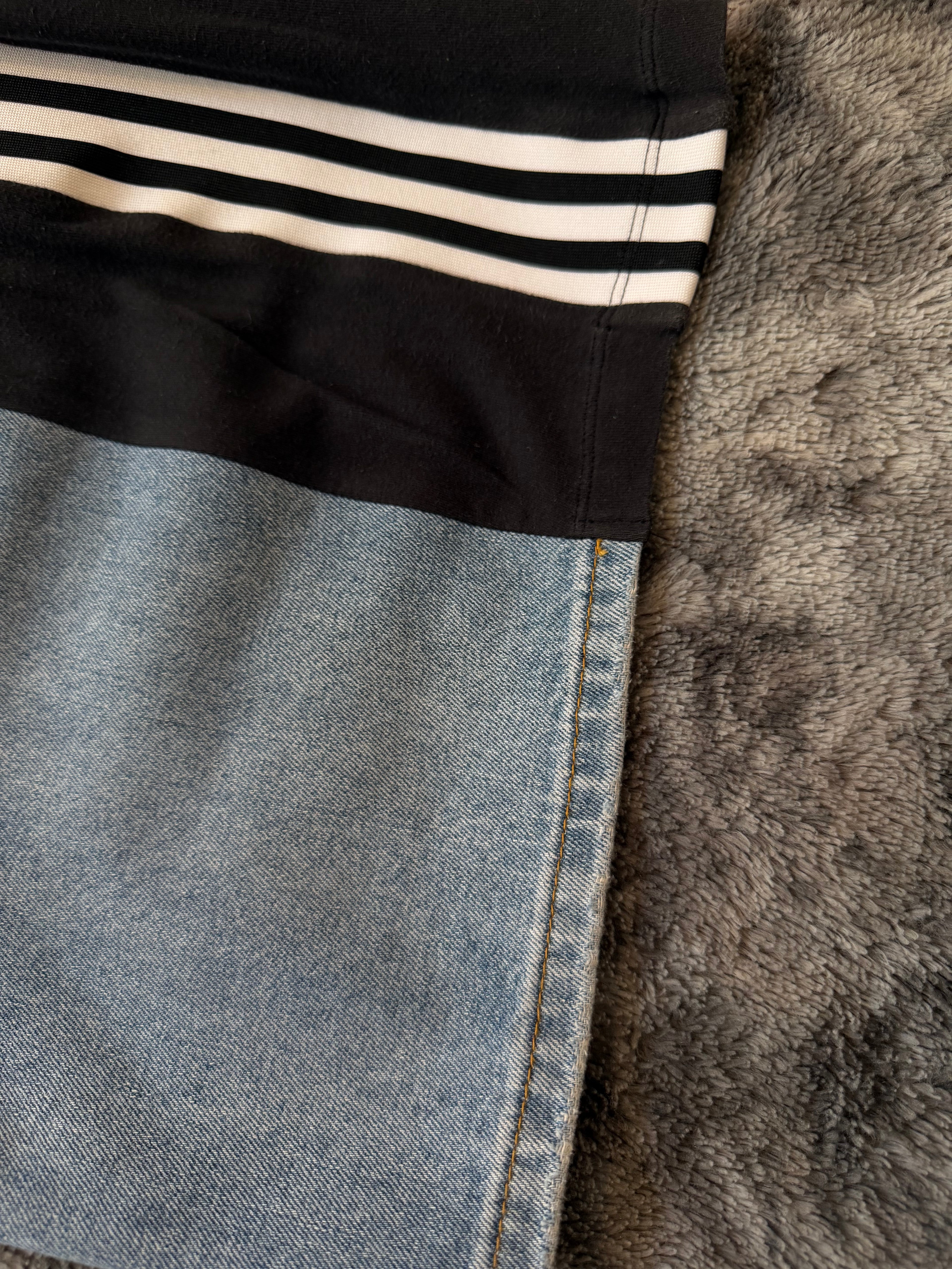 Custom Baggy Jeans – One of a Kind – Size M