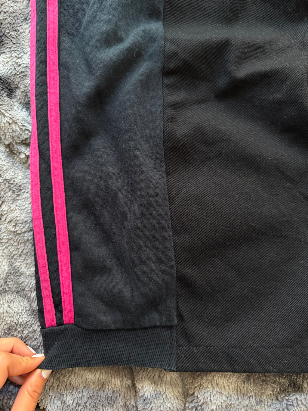 Custom Baggy Jeans with Pink Stripes – One of a Kind – Size M/L