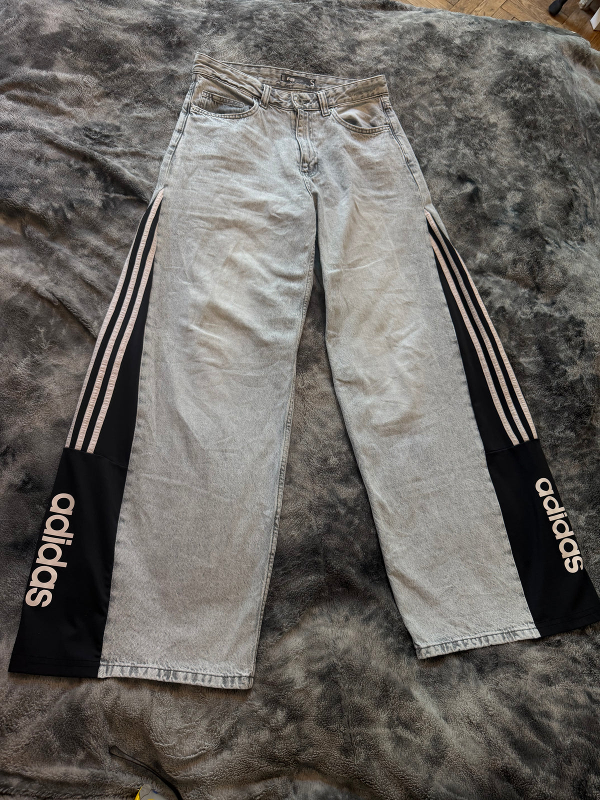 Grey 3-Stripes Wide Leg Denim Jeans – Size S/M