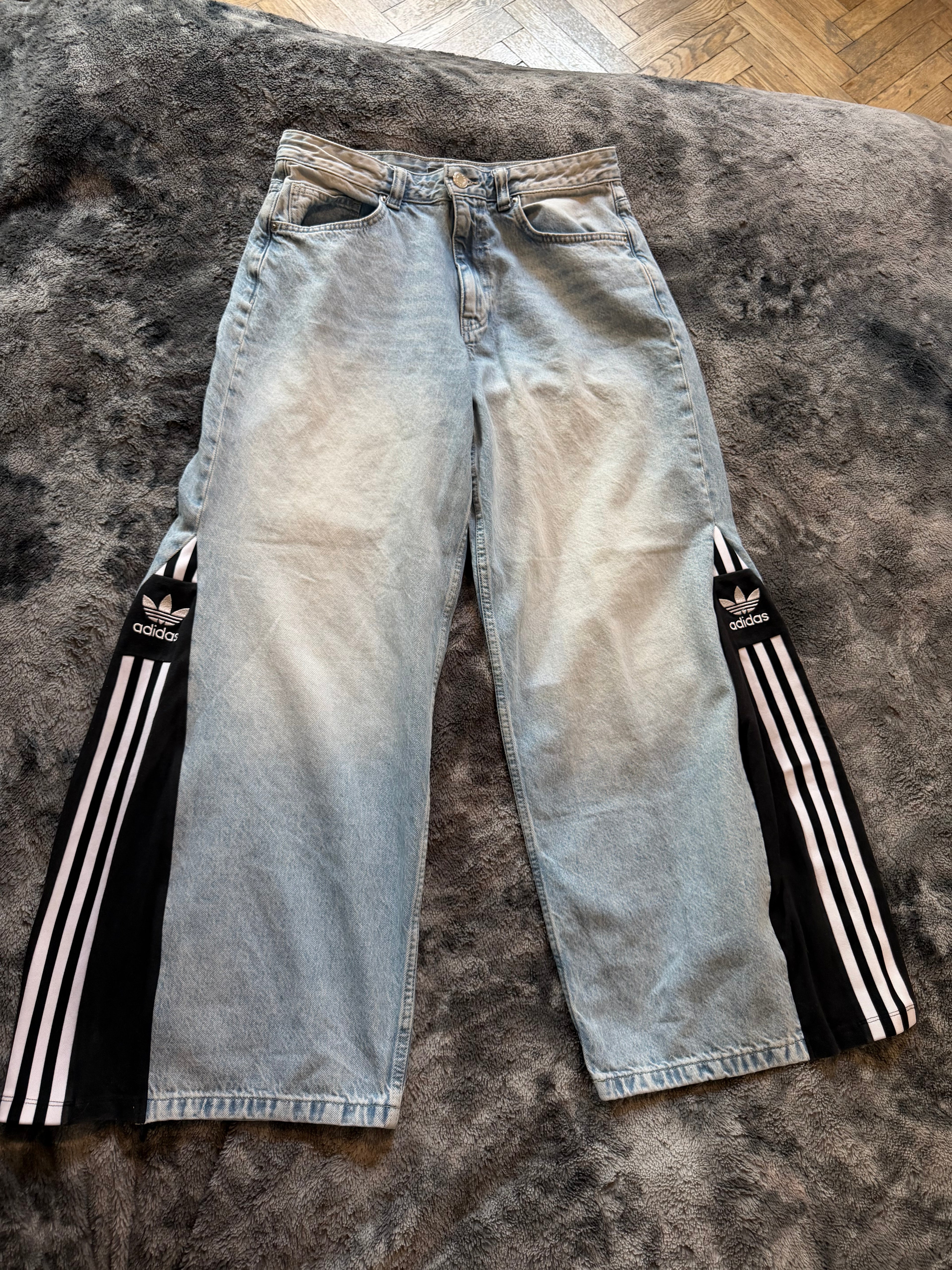 Custom Baggy Jeans – One of a Kind – Size M