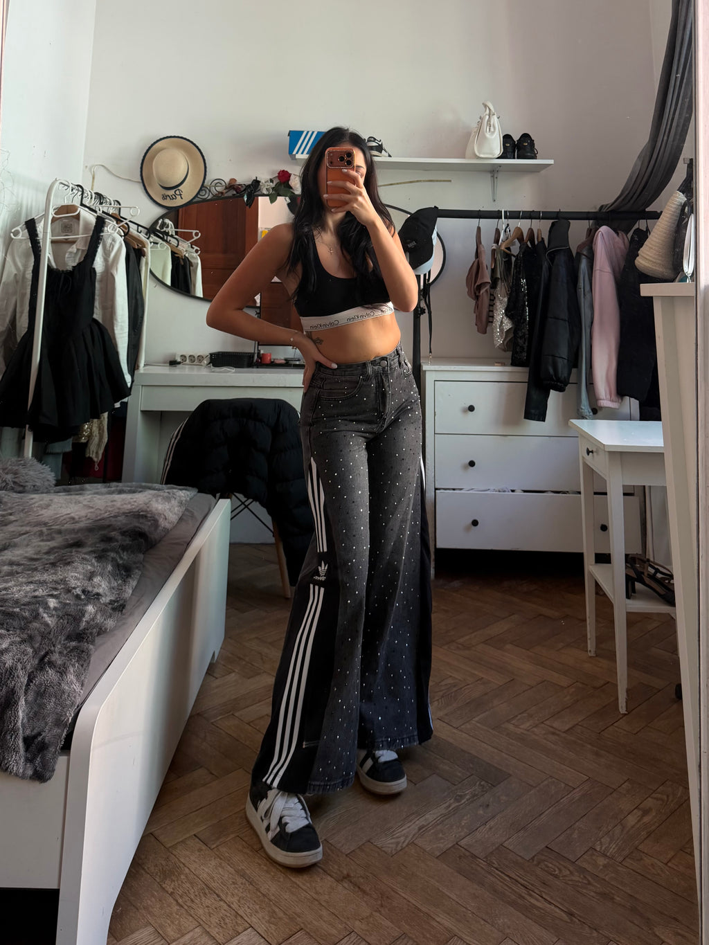 Dark Grey 3-Stripes Diamond Wide Leg Pants – XS/S 🩶💎