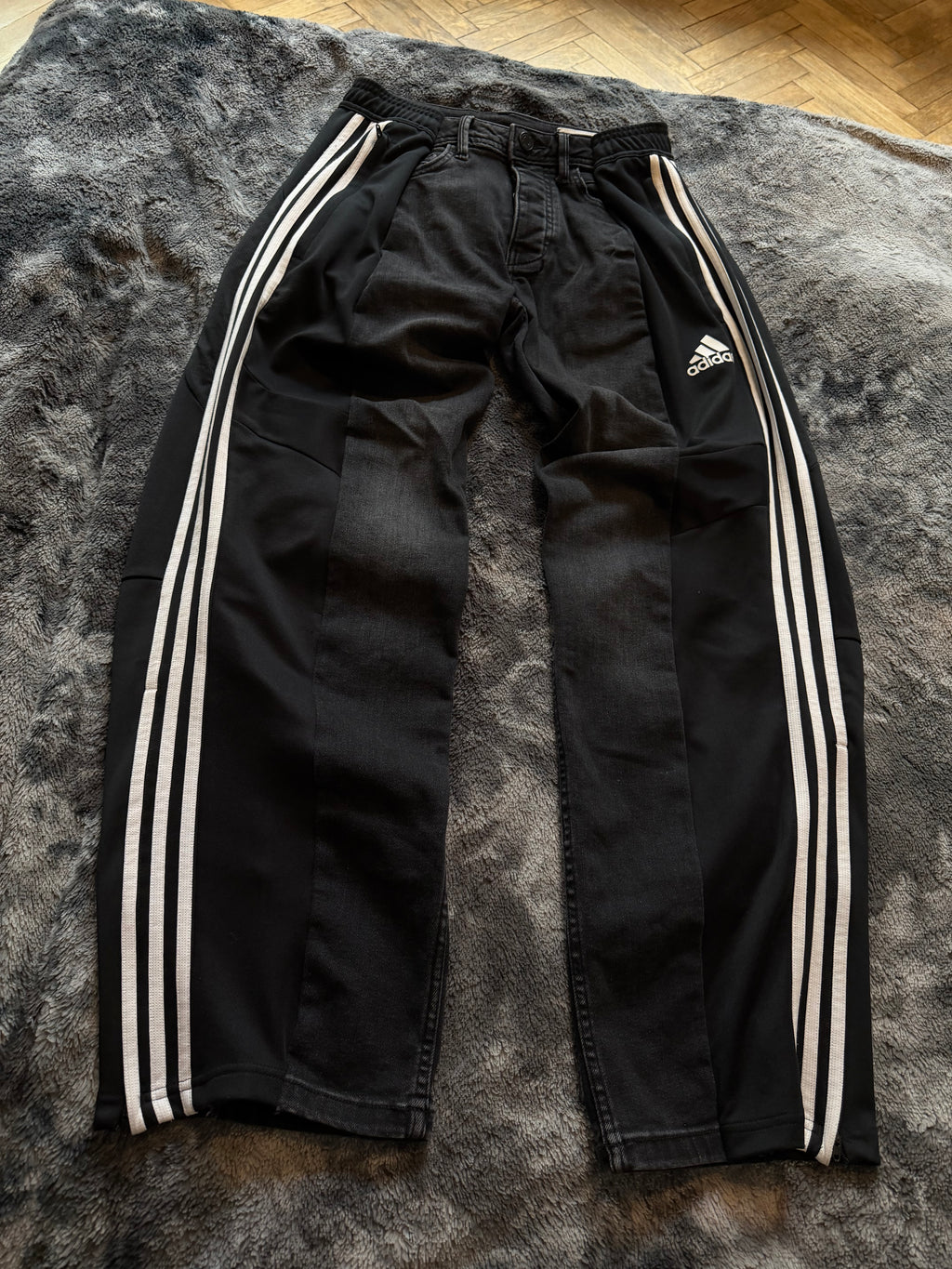 baggy jeans custom pants three stripes